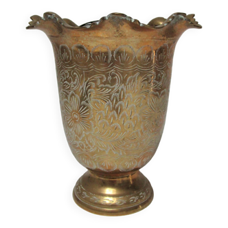 Vase pique fleurs laiton massif vintage