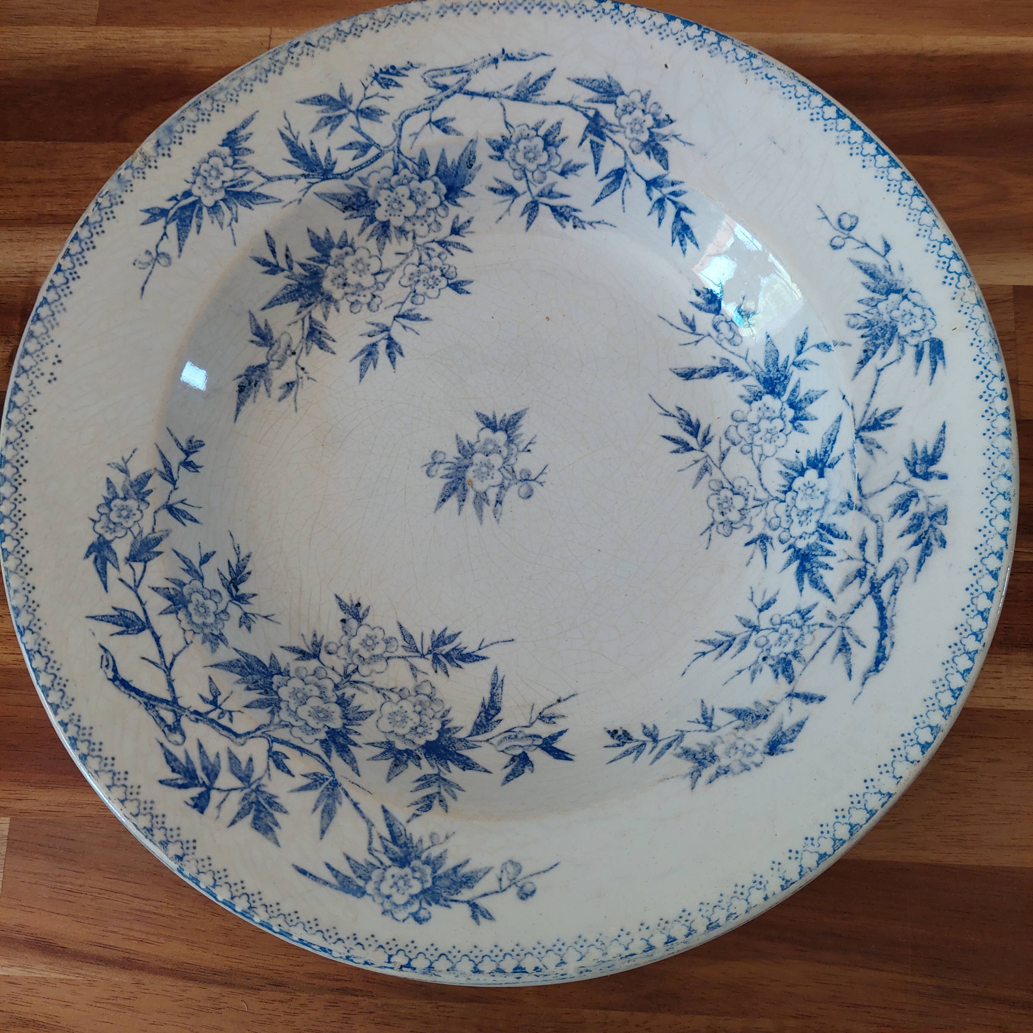 Hollow plate iron earth