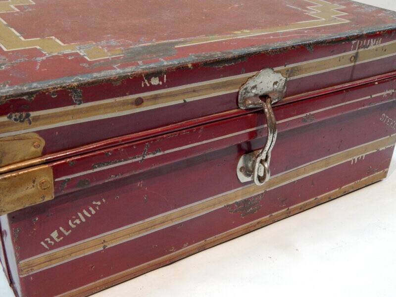 Original Patina Metal Vanity Trunk