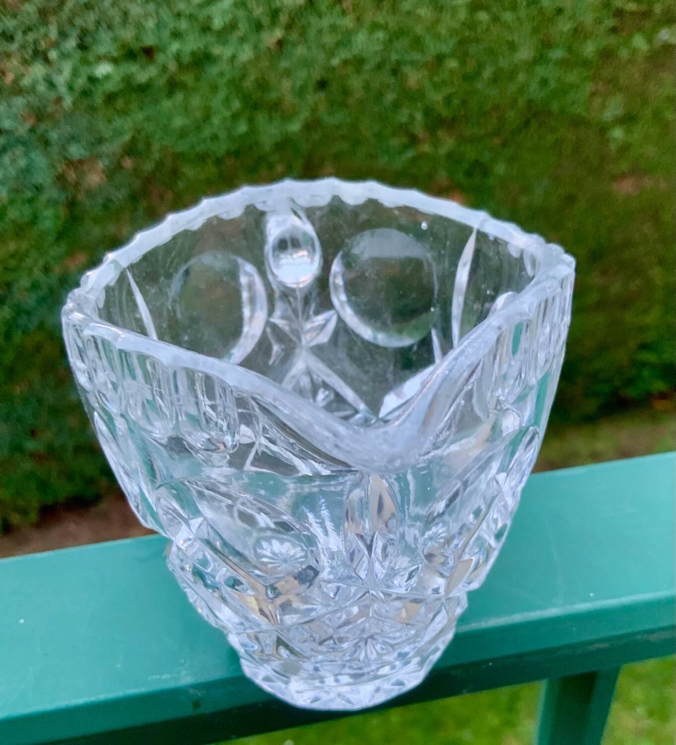 Hand-cut crystal cream jug - Vintage charm
