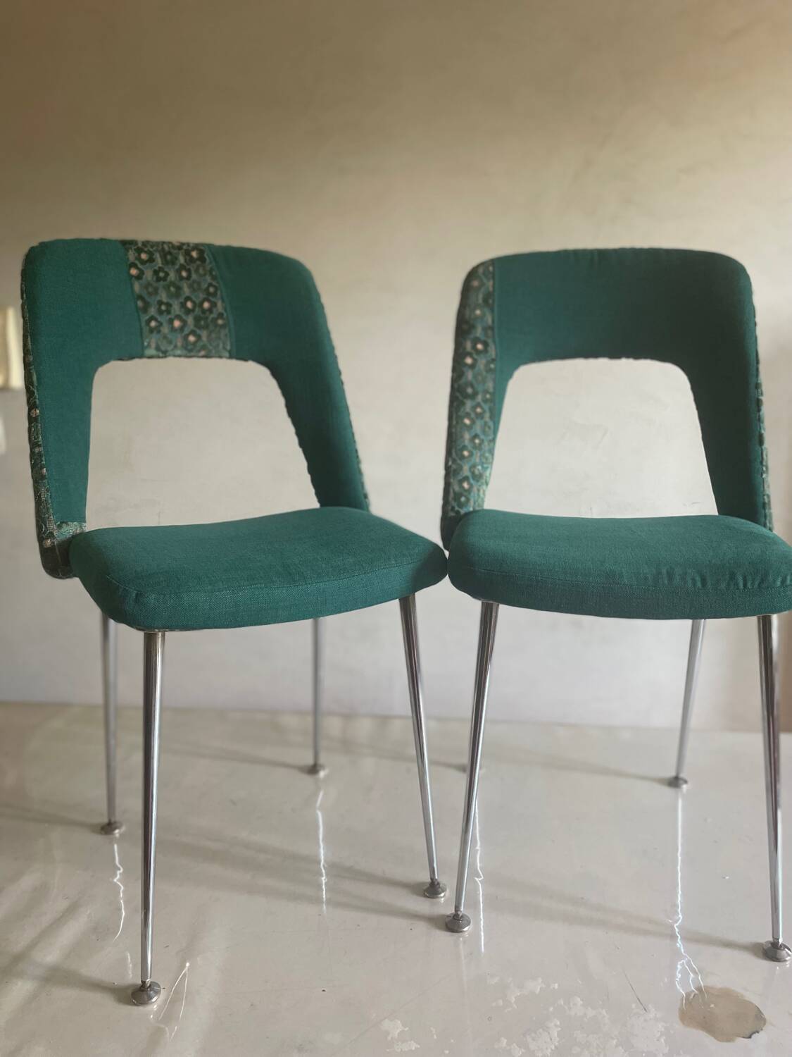 Pair of vintage conference chairs