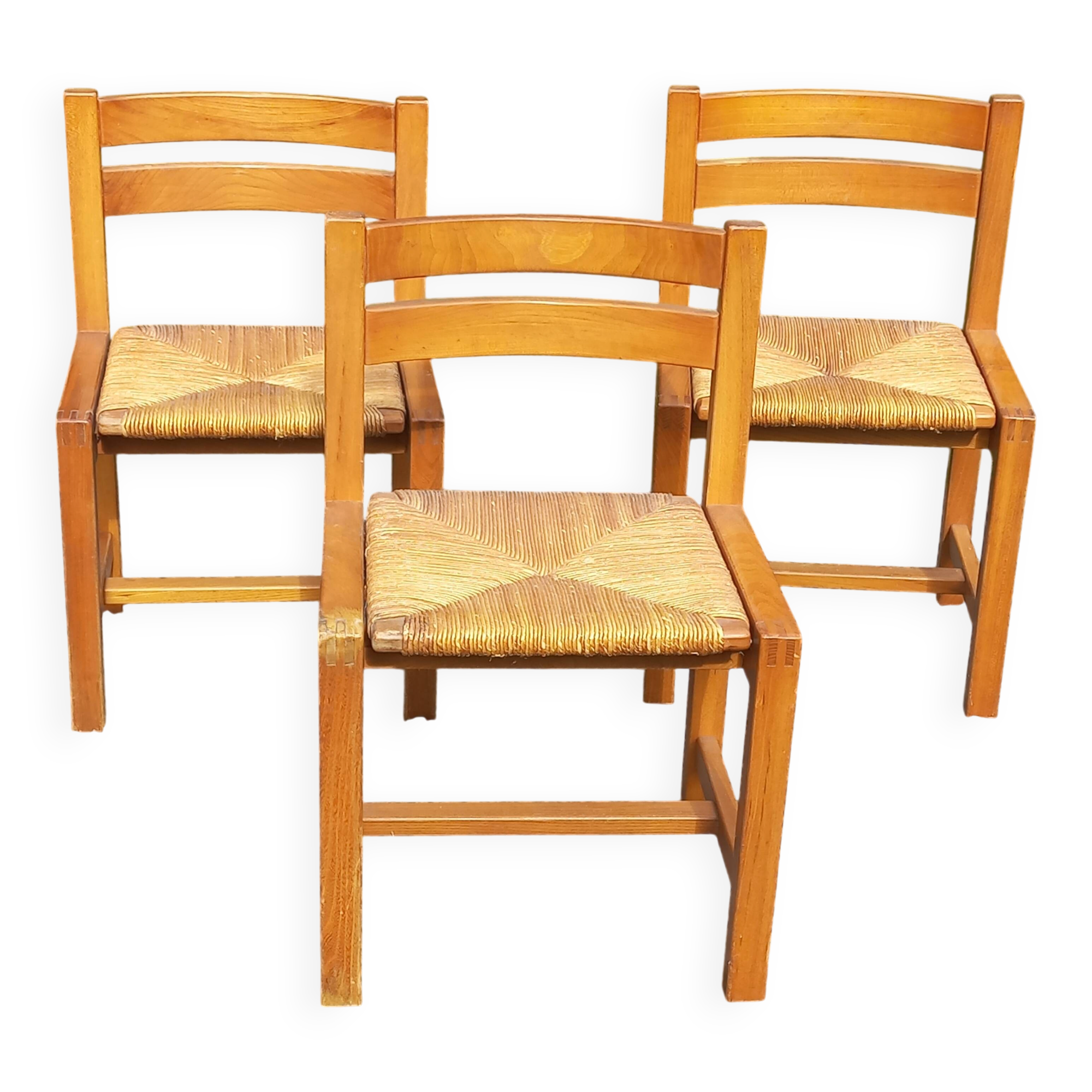 Set of 3 chairs from Regain in solid elm.