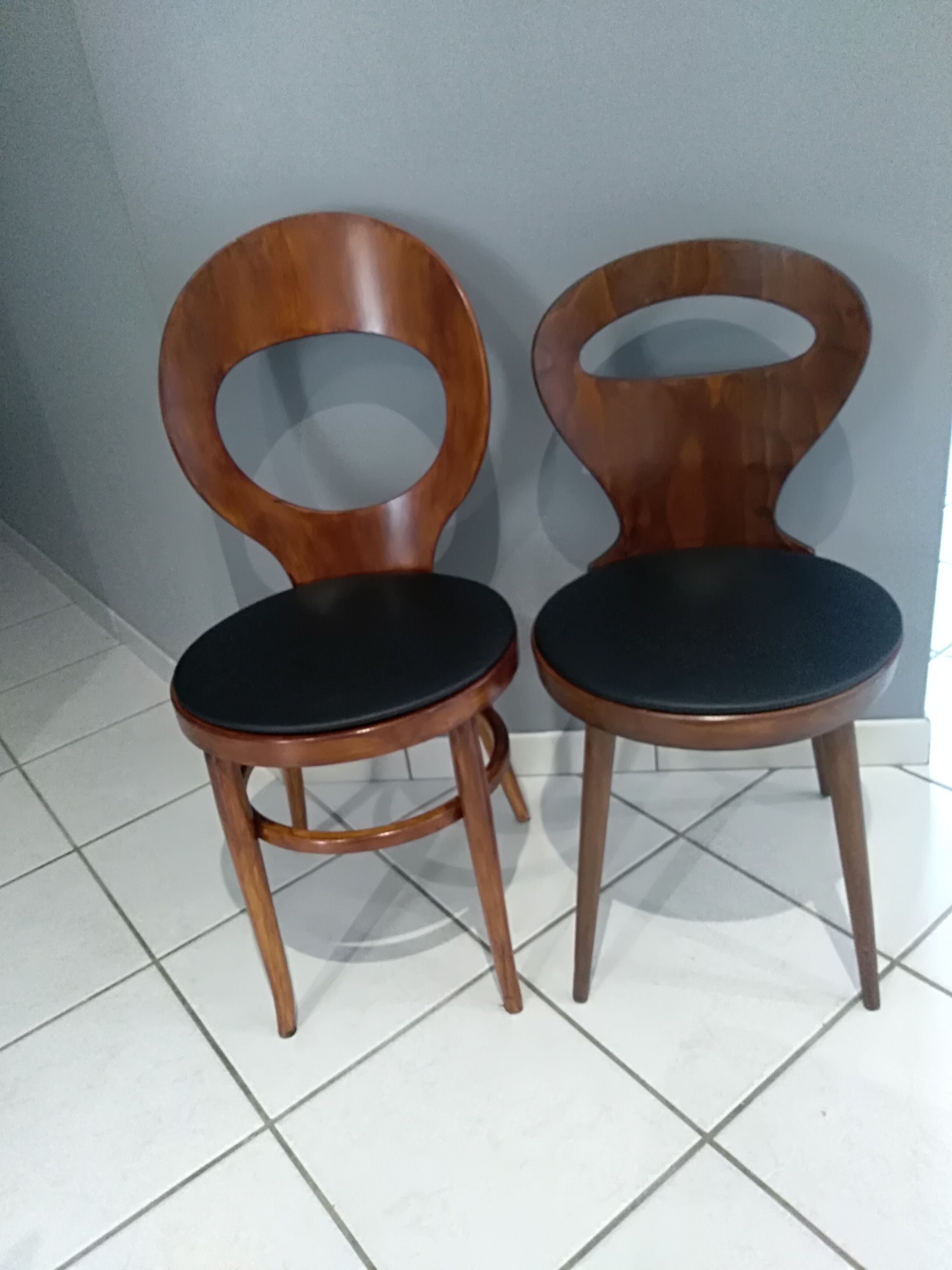 Lot 6 chairs Bistro Baumann mismatched Dove, Mondor