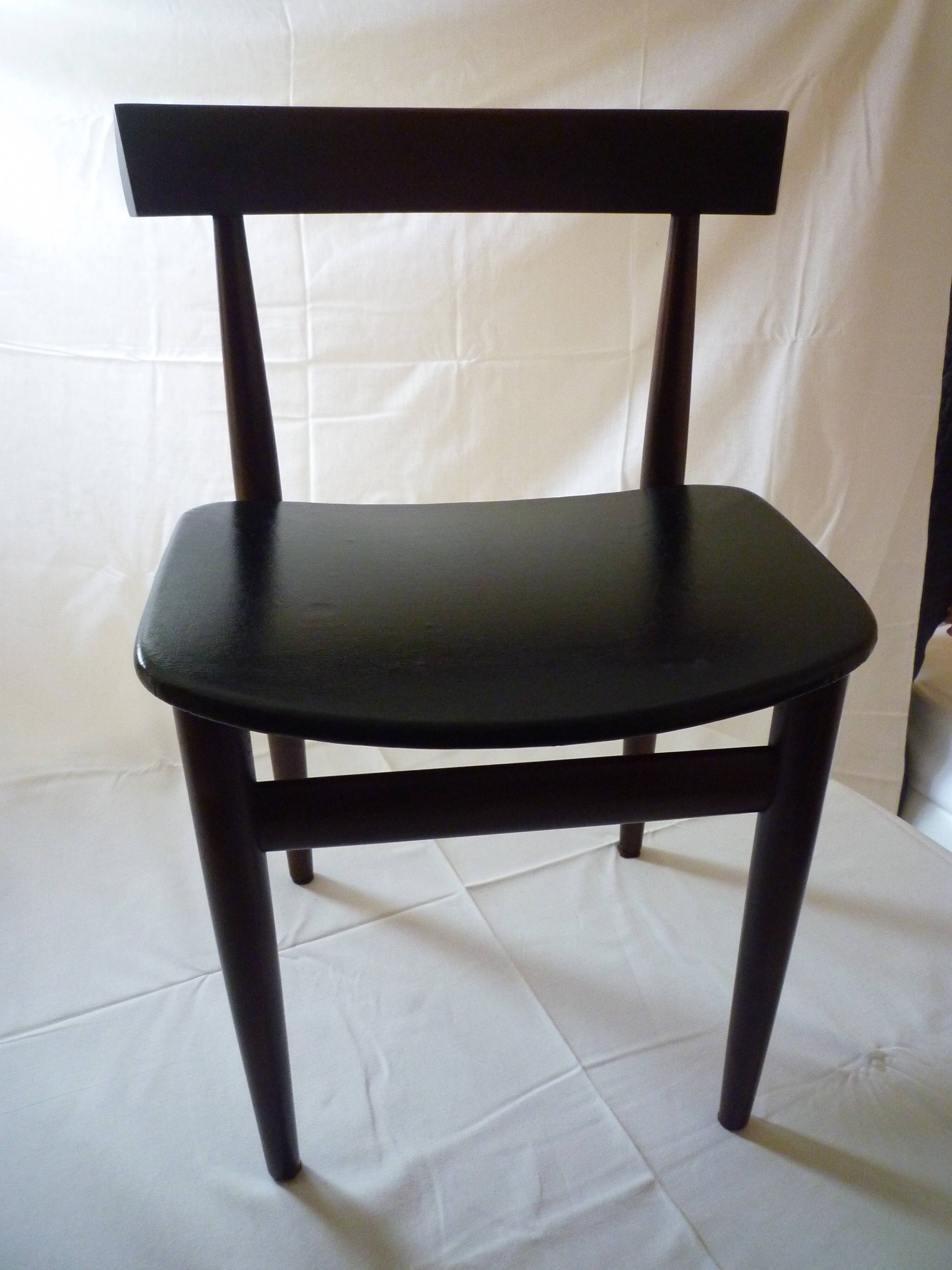 Dining Set " Roundette " table and chairs by Hans Olsen for Frem Rojle Denmark