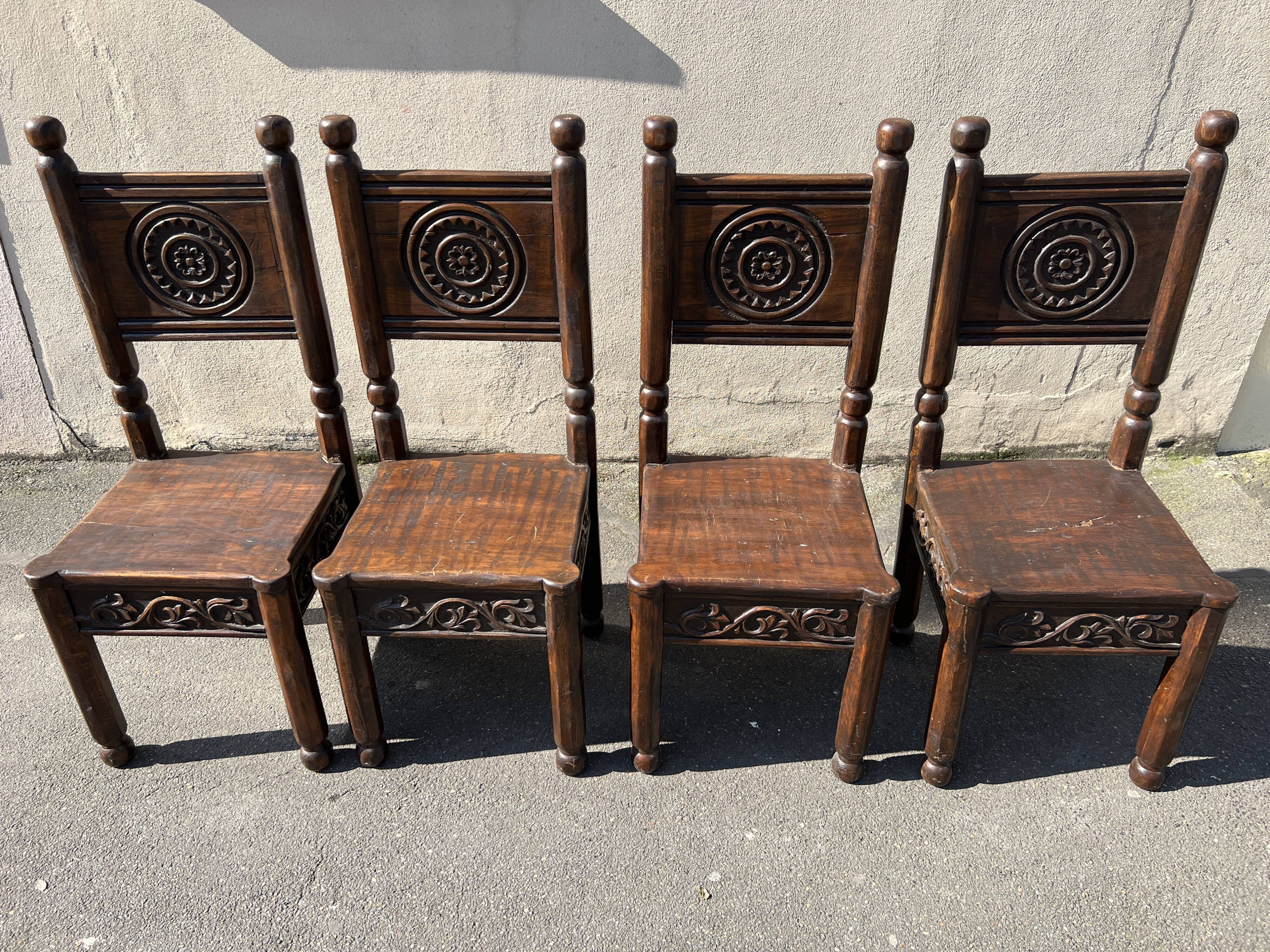 Set of 4 Breton chairs in solid wood