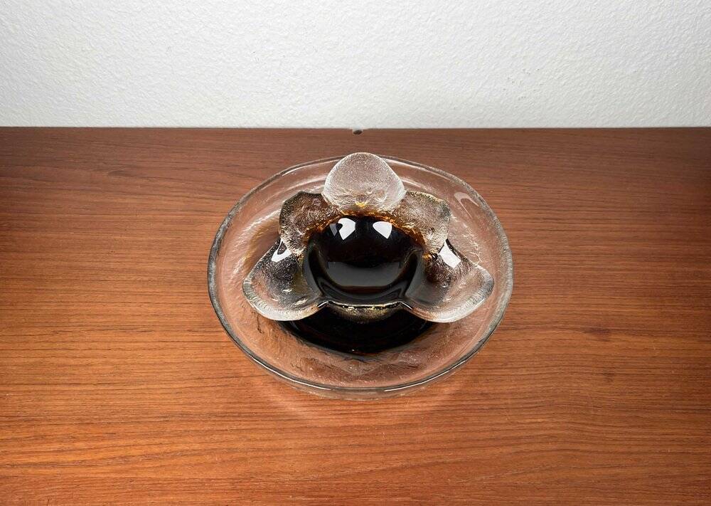 Mid-century Finnish glass bowl by Pertti Santalahti for Humppila, 1960s, set of 2.