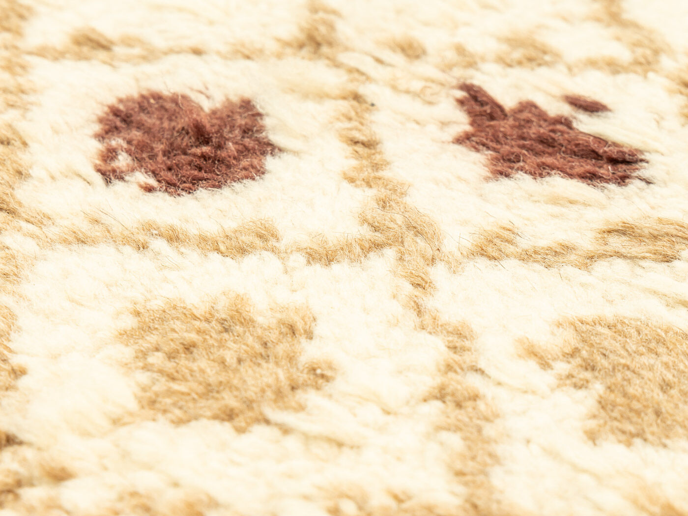 1960s berber carpet, 294 x 400