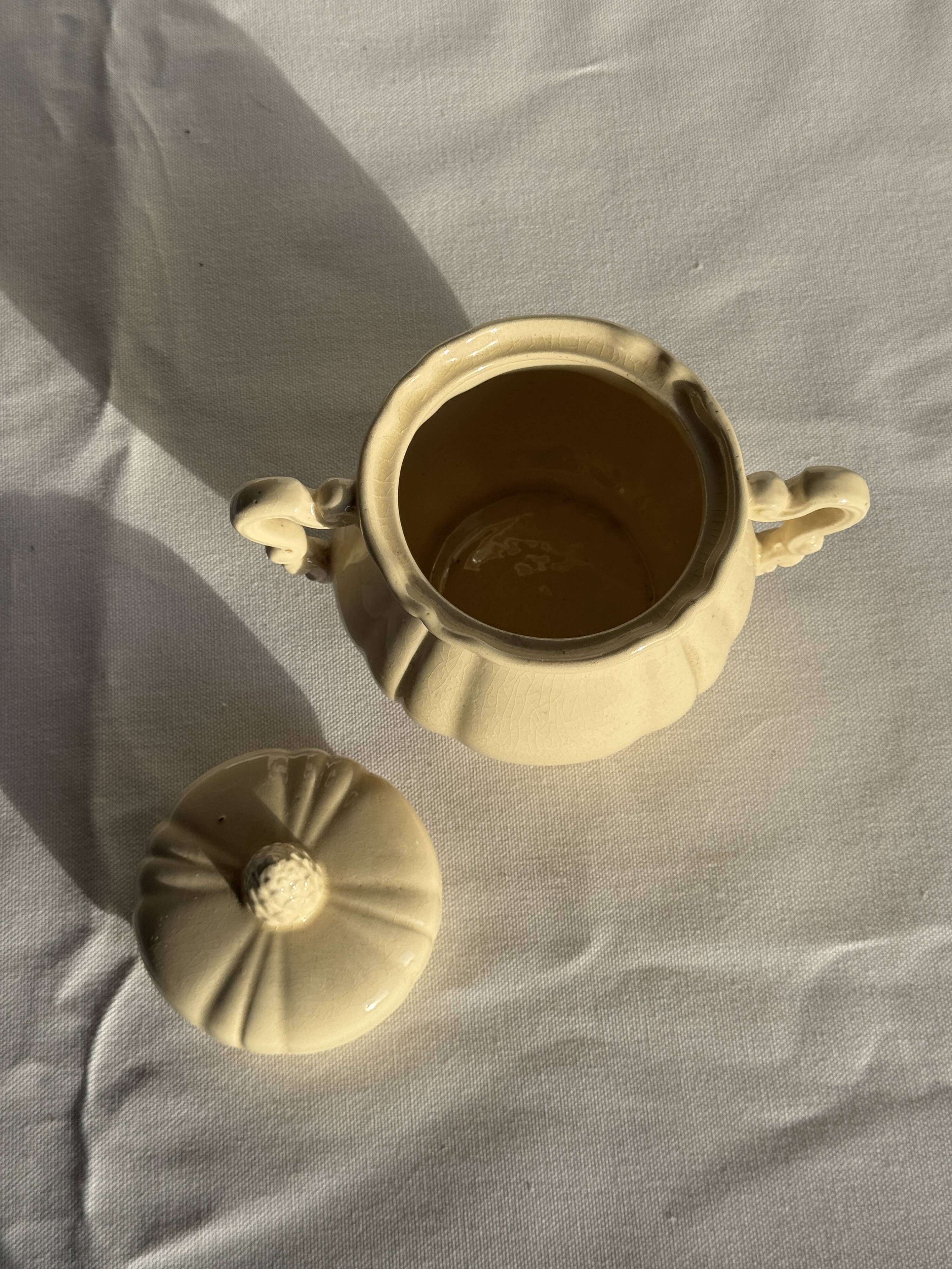 Cream teapot and its sugar bowl Sarreguemines France