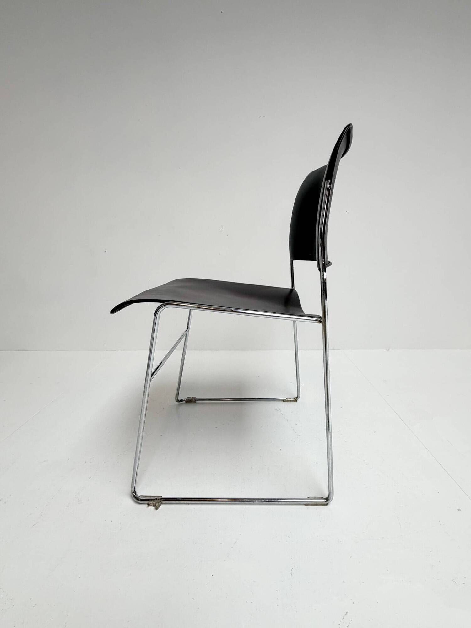 Set of 6 stacking chairs by David Rowland for HOWE, 1968