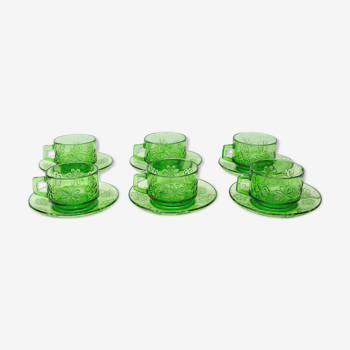 6 tasses et sous tasses verre vert Vereco à fleurs