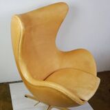 Leather Egg Chair by Arne Jacobsen for Fritz Hansen Limited Anniversary Edition