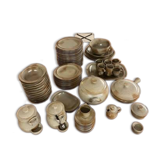 Ceramic service signed by Robert Deblander