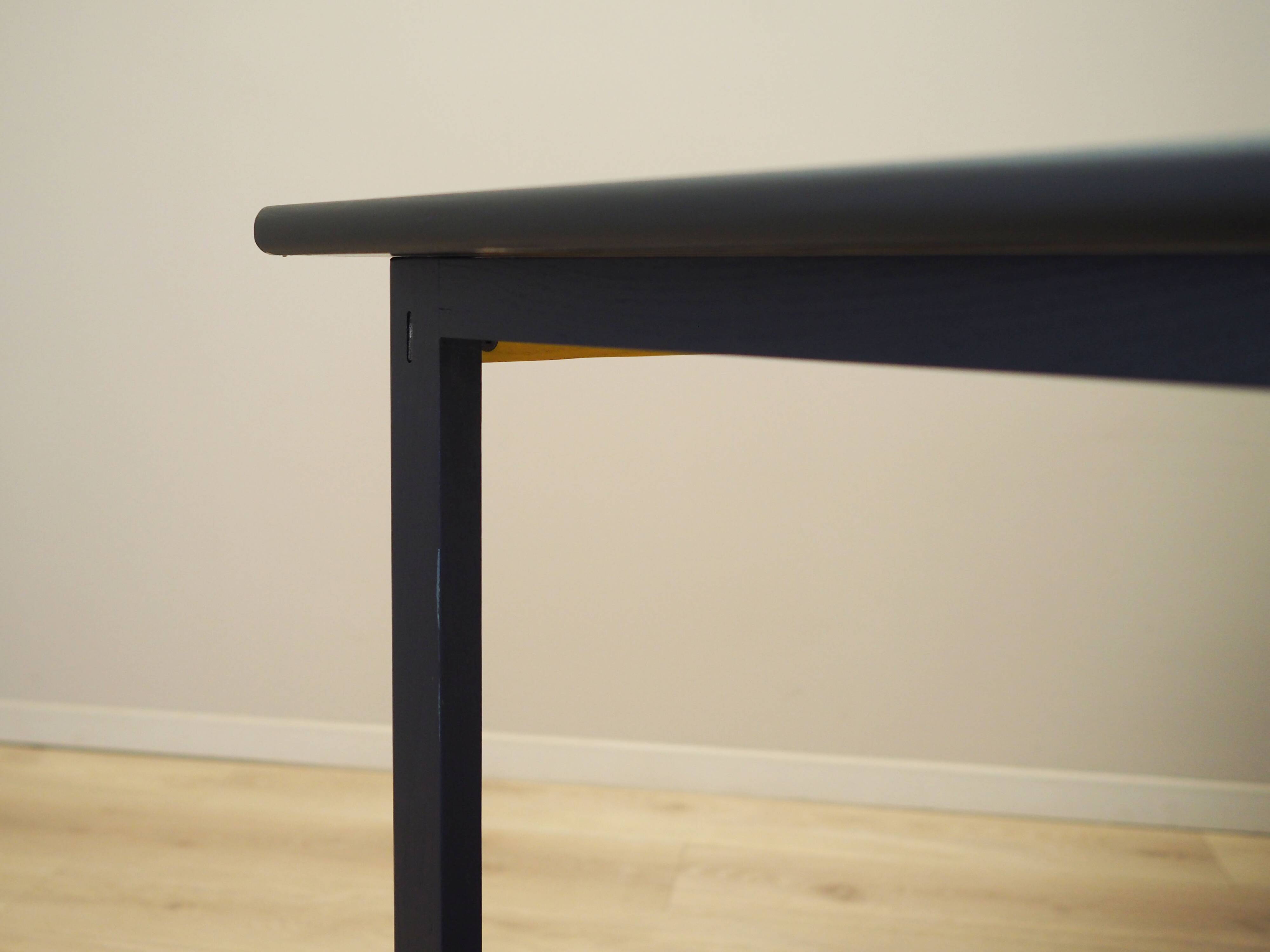 Acacia desk, Italian design, 1980s, production: Italy