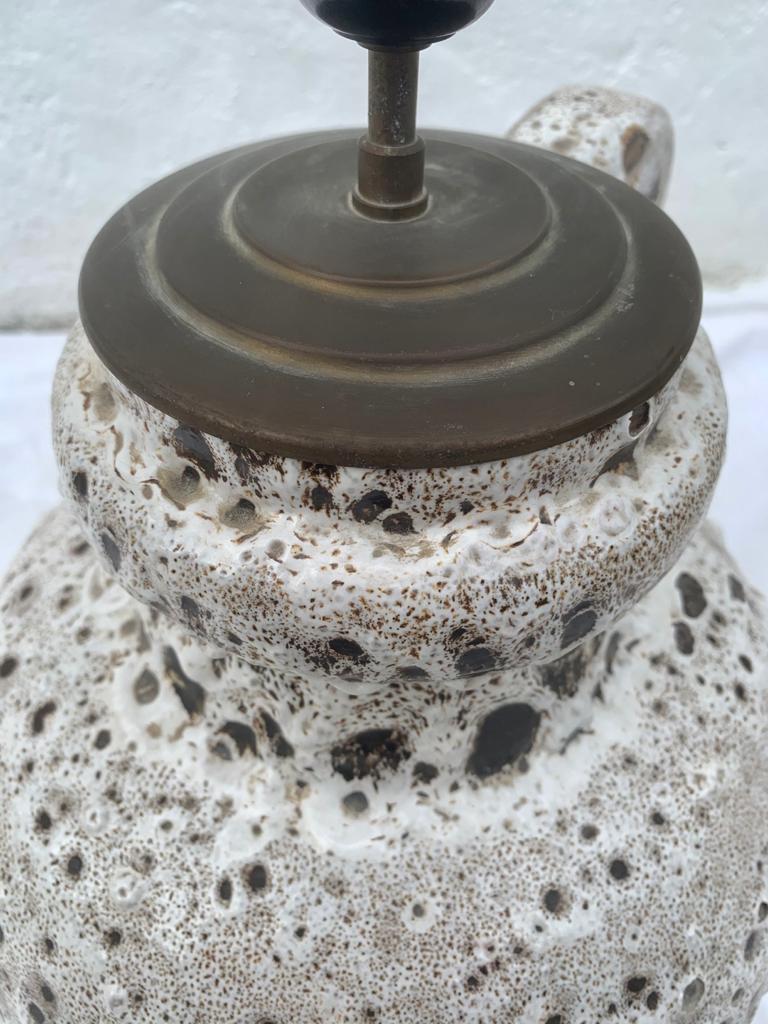 Fat lava enamelled white ceramic lamp
