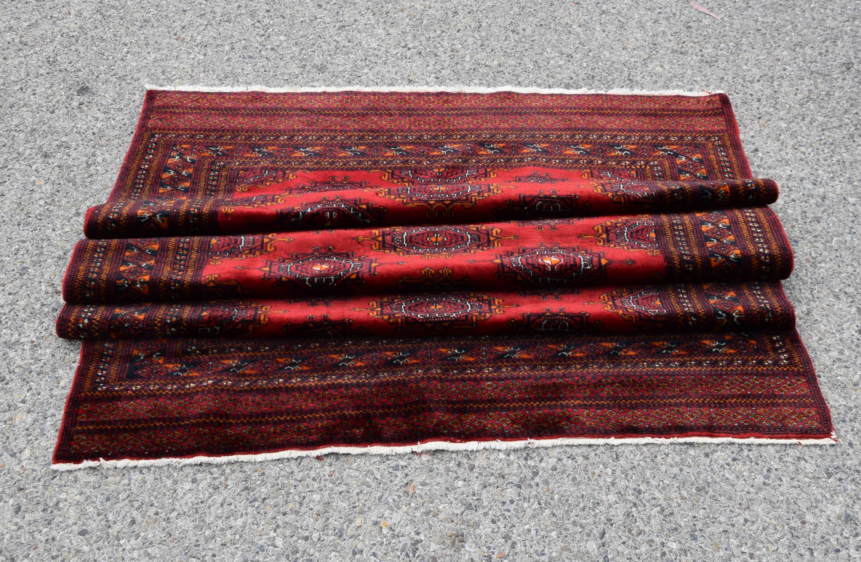 Orient carpet Bukhara Pakistan - Sun : 1.24 X 1.90 M