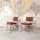 Paire de chaises skaï et chrome