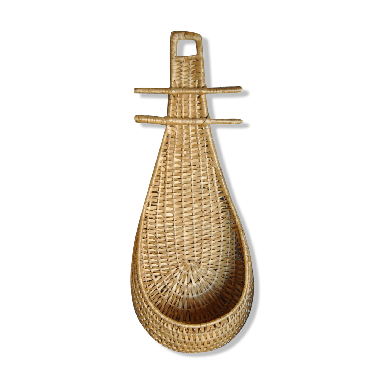 Empty wicker pocket to hang 70s