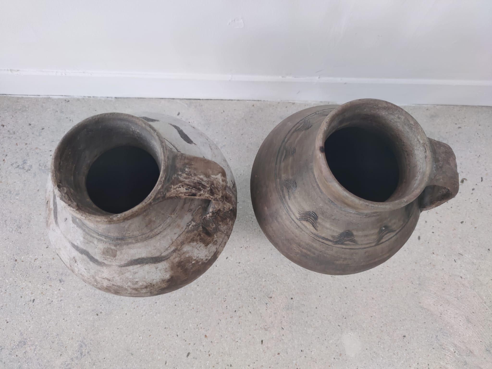 Terracotta amphora (clear) H:42cm