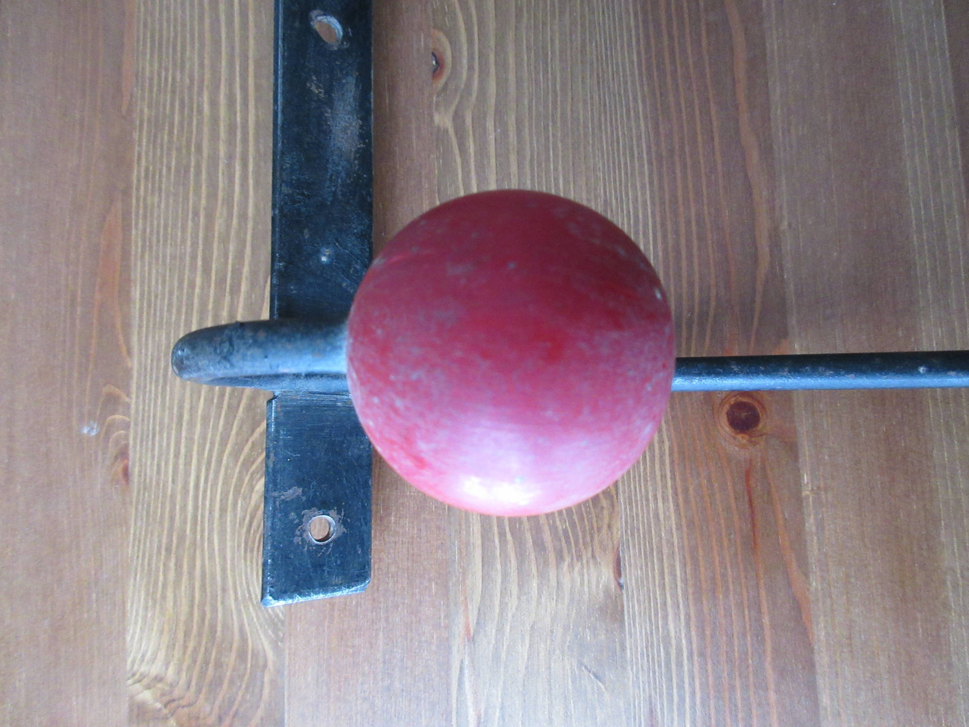 4-ball vintage wall door