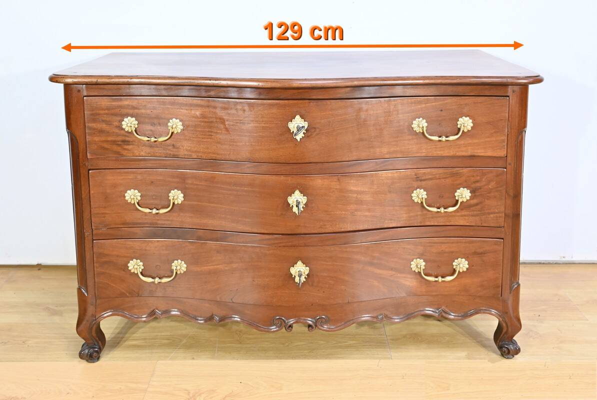 Nantes Commode from Port in Cuban Mahogany – 2nd part of the 18th century