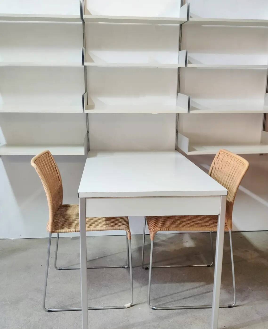 Wall shelf with desk by Dieter Rams for Vitsoe
