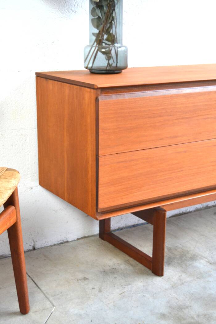 Minimalist sideboard by White & Newton * 198 cm