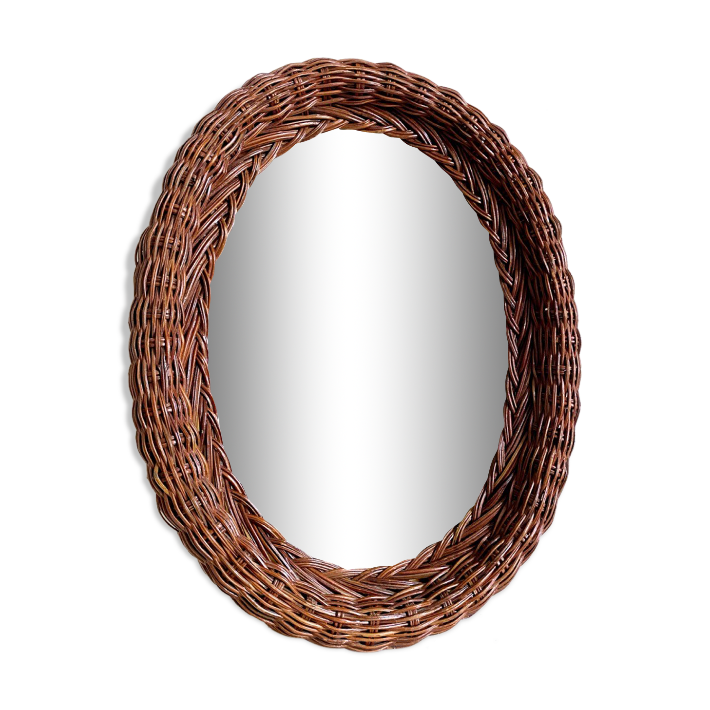 Oval mirror in braided wicker