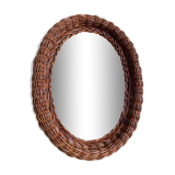 Oval mirror in braided wicker