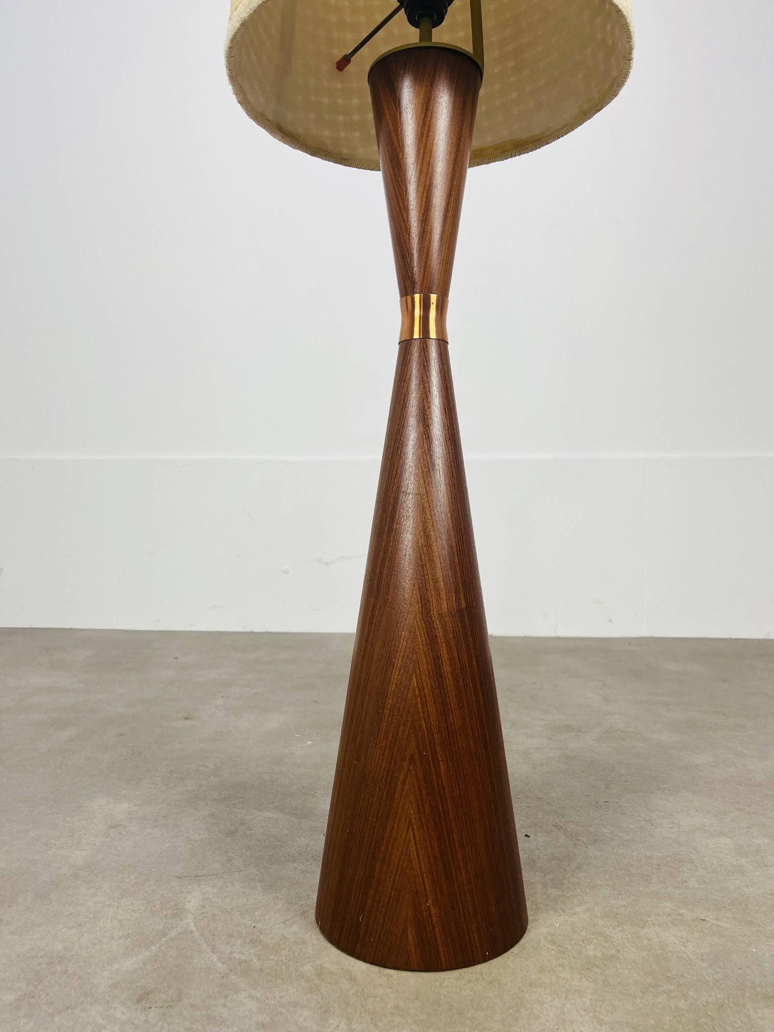 Scandinavian diabolo floor lamp in teak by Parker Knoll, 1960s