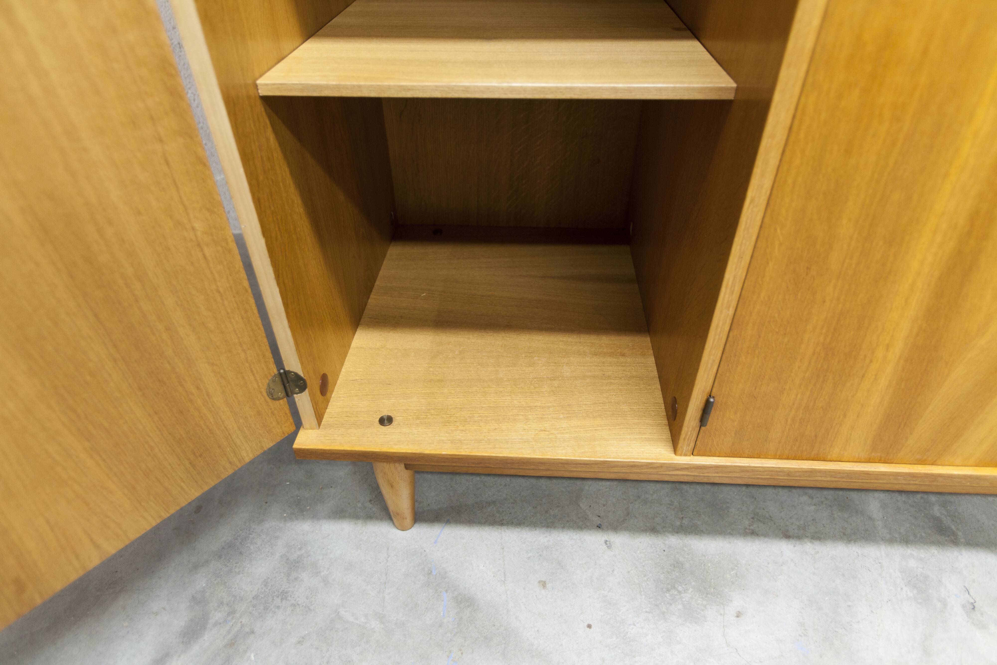 Scandinavian 3-door wardrobe in blond teak