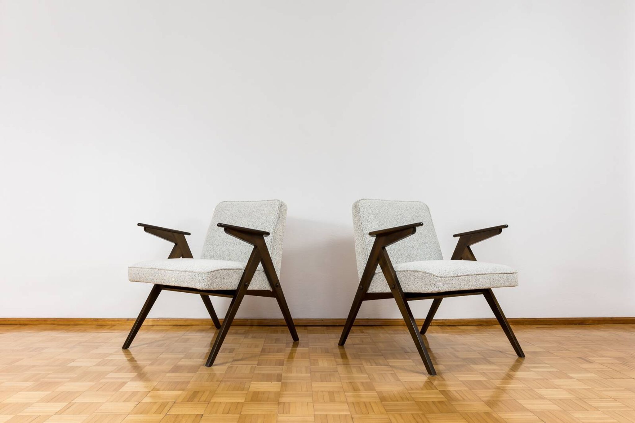 Pair of Model 300 177 Bunny Armchairs, 1960s