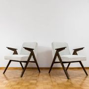 Pair of Model 300 177 Bunny Armchairs, 1960s