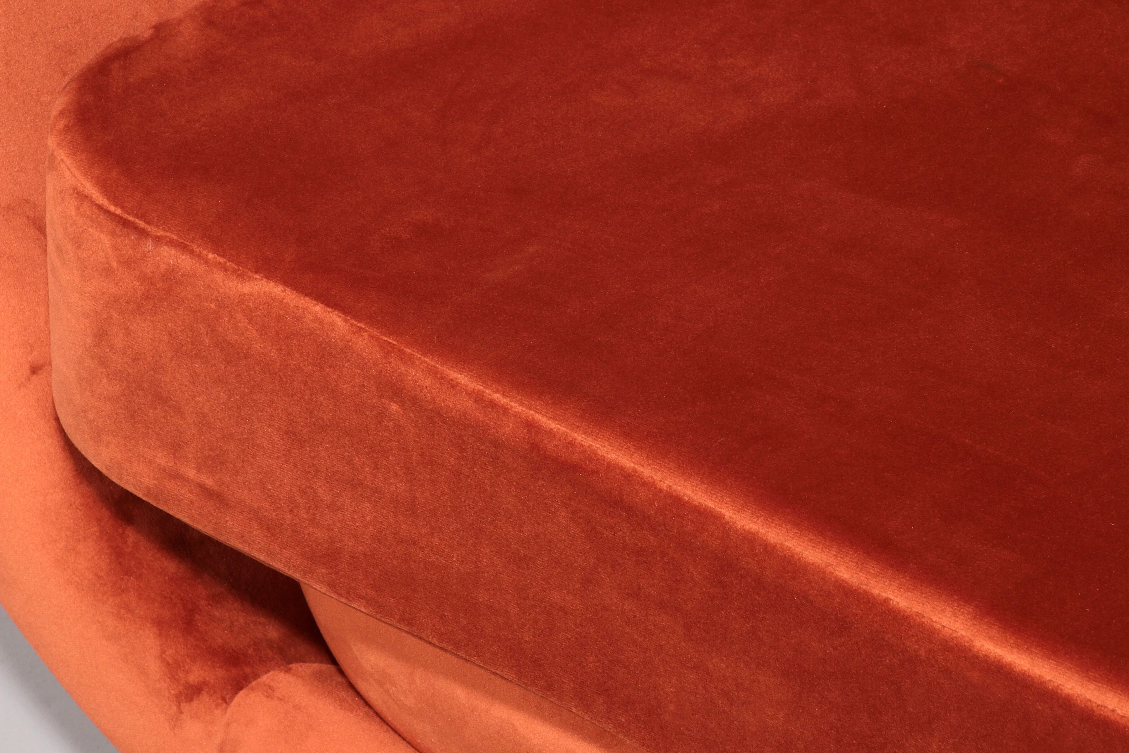 Chaises longues italiennes des années 1950 en velours cuivré orange.