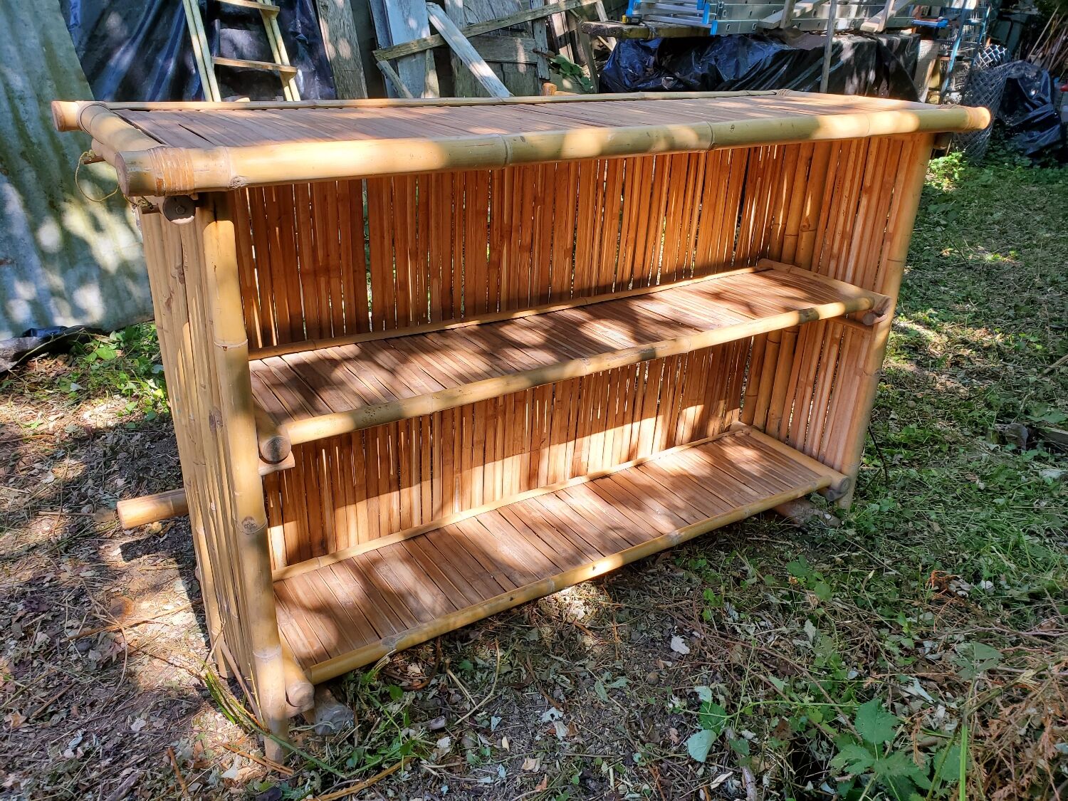 Bamboo bar and 2 vintage stools