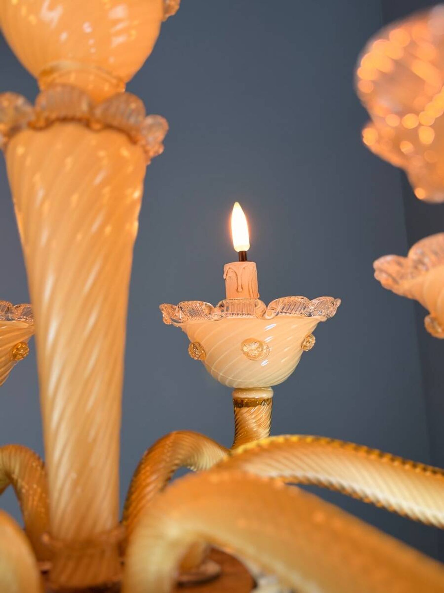 Lustre vénitien en verre de Murano jaune, vers 1950