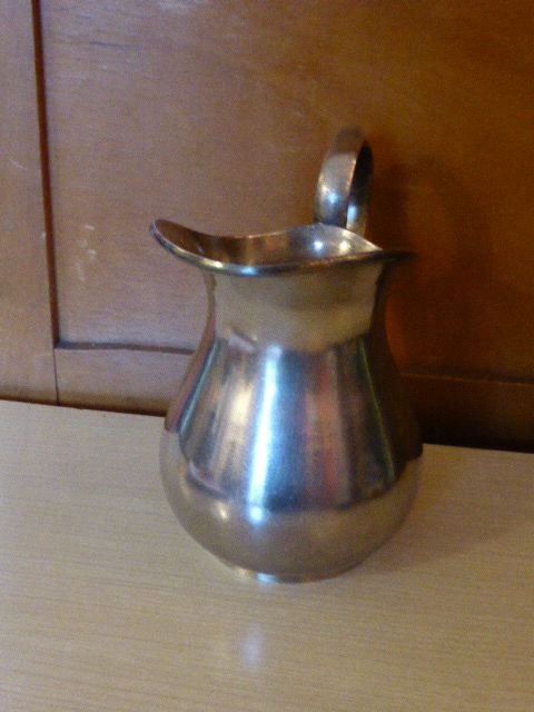 Coffee set in silver metal composed of 3 pitchers, Millan Freres, Paris