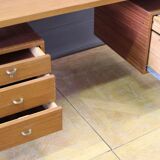 Large flat design desk