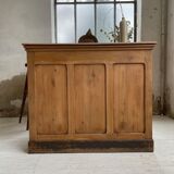Early 20th century oak trade counter