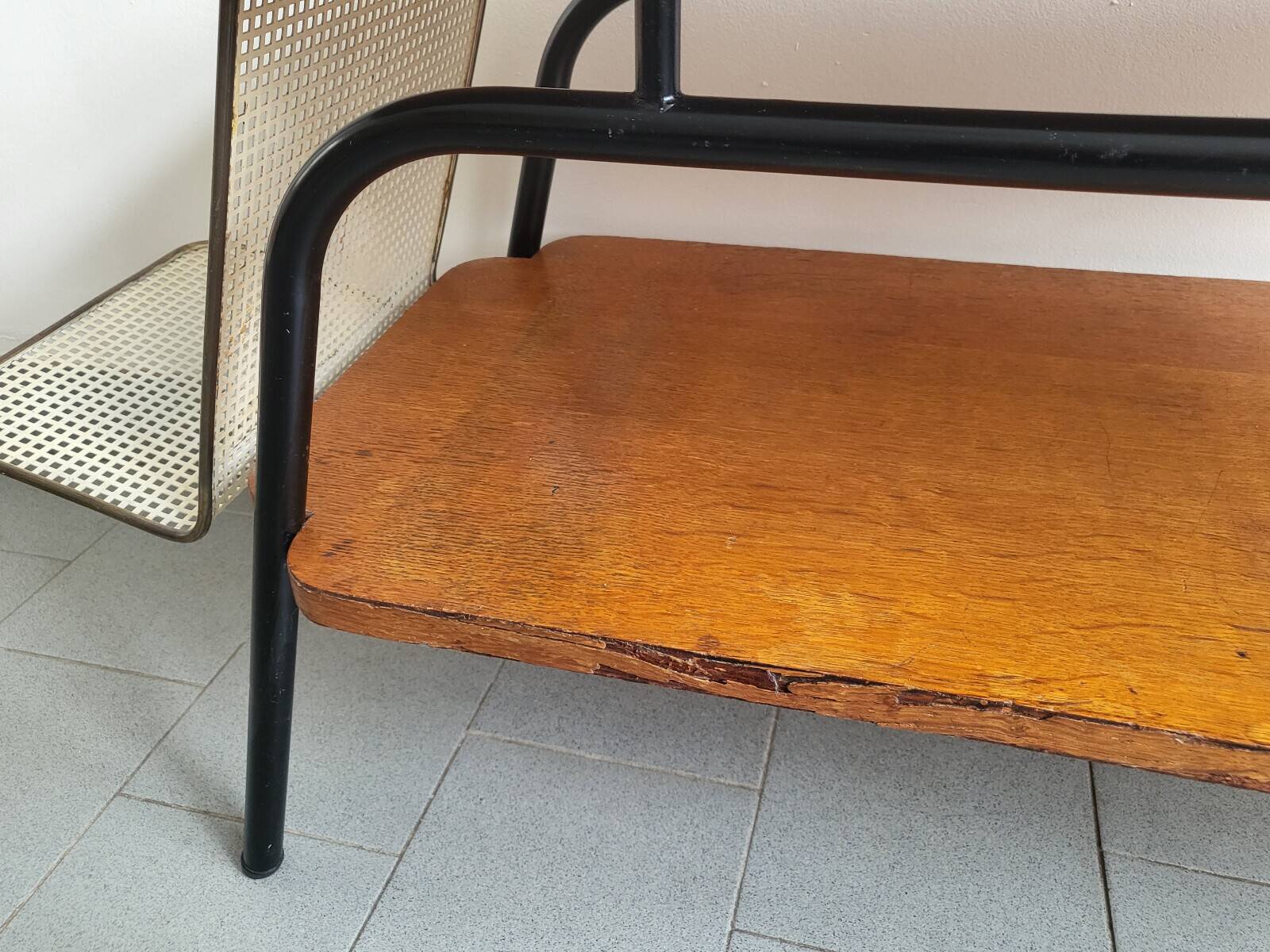 Vintage 1950 coffee table magazine rack in steel & beech 50s rockabilly zazou
