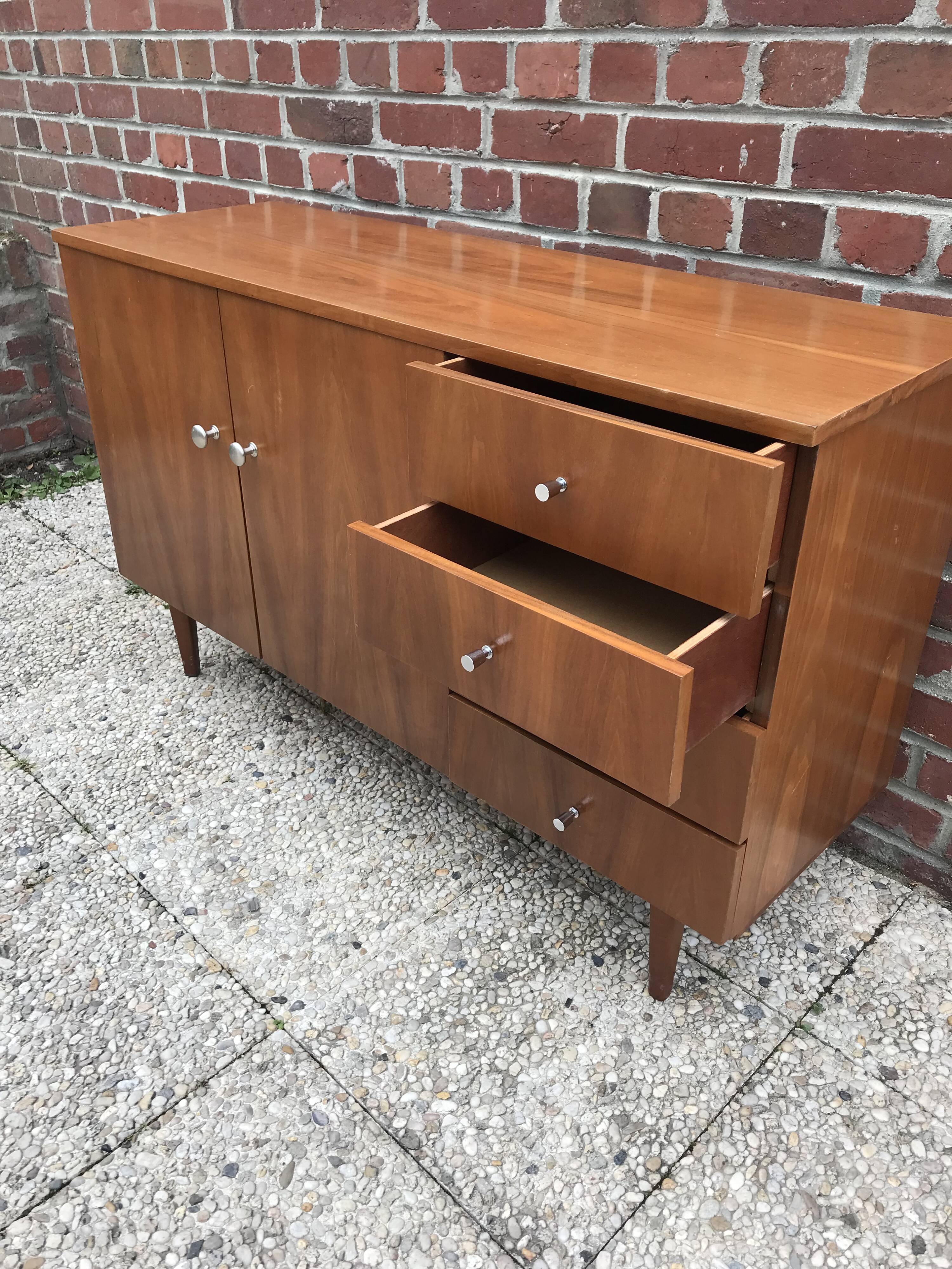 Vintage chest of drawers