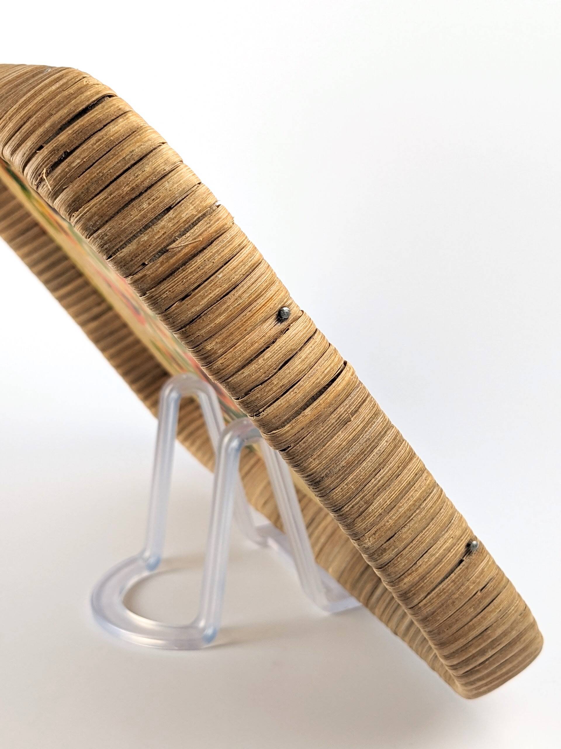 1970s floral patterned tray in rattan and plastic