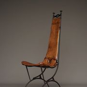 Chaise d'appoint en fer et cuir par Sido et François Thévenin, années 1980