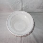 Corbeille faience blanche