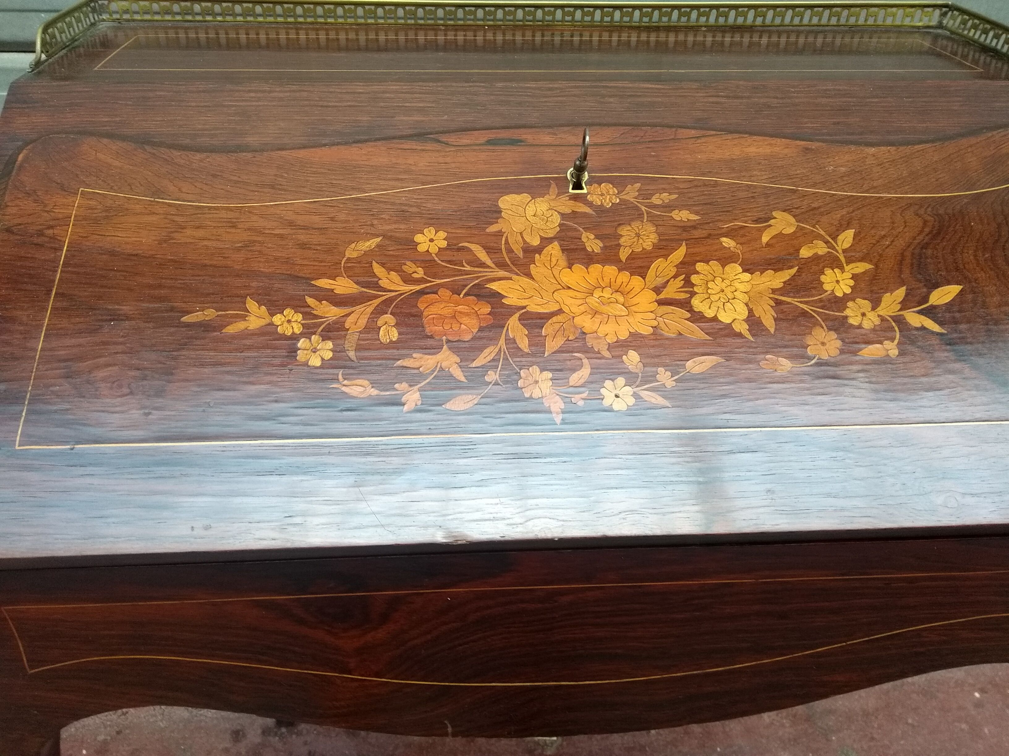 Rosewood slope desk Napoléon III end 19th century