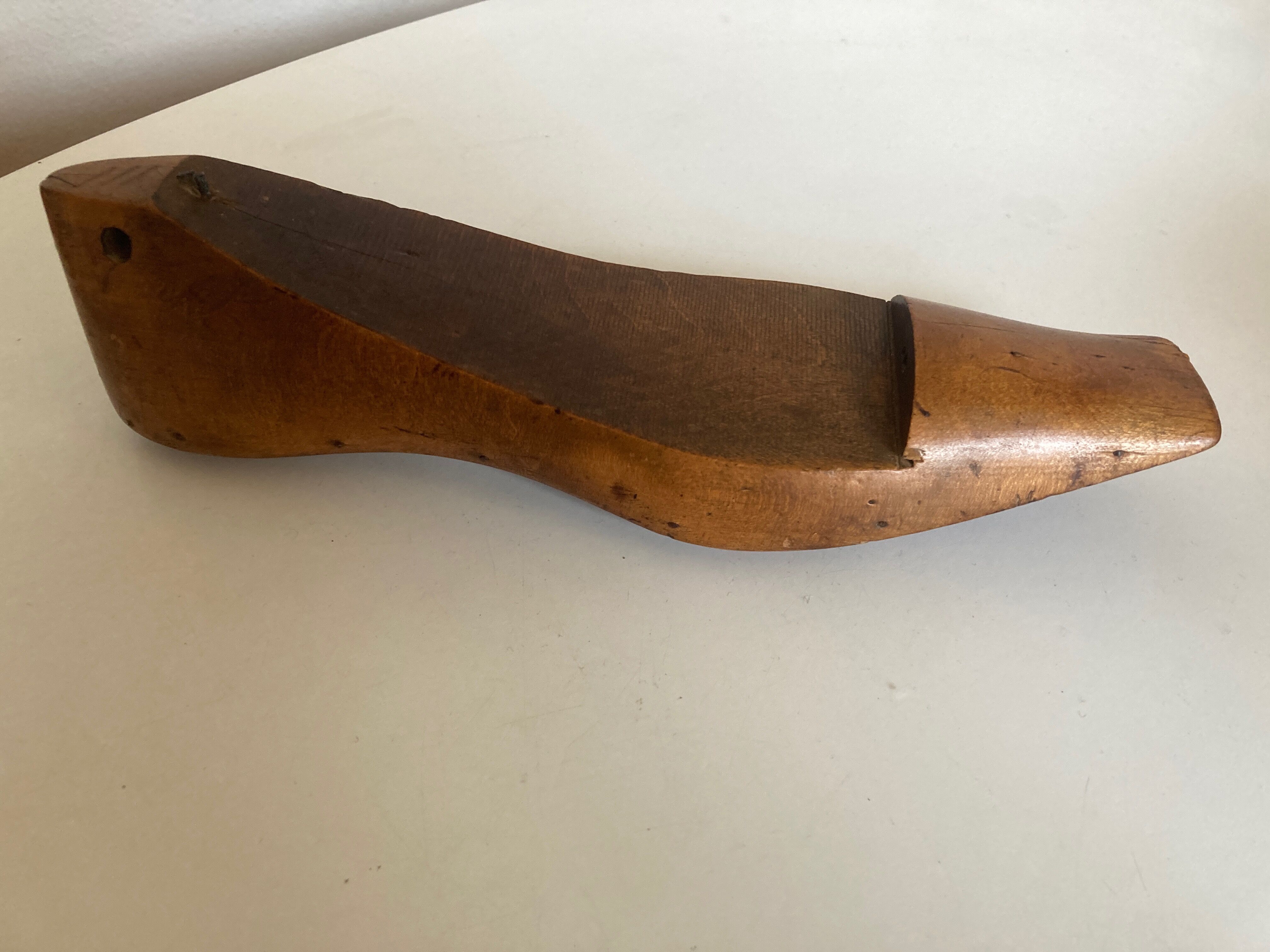 Belle Vivier 1960 ballerina workshop shoe mold