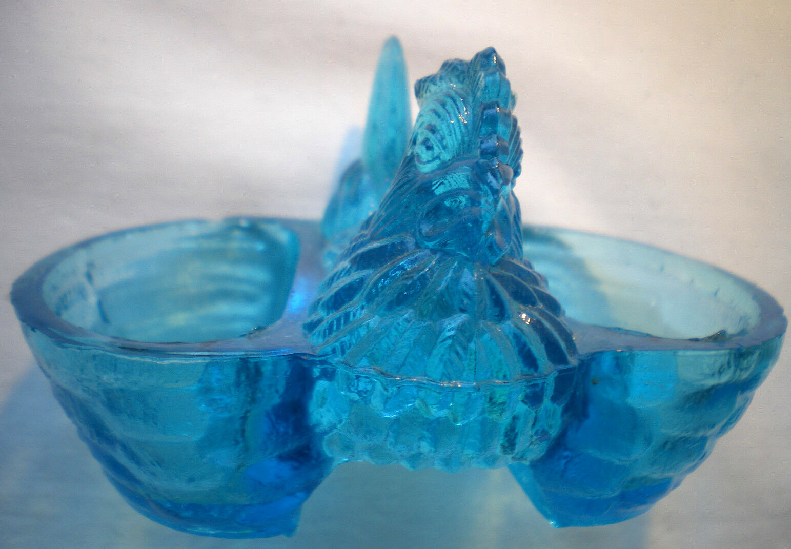 Beautiful Art Deco salt shaker in vallérysthal blue glass: A POOL
