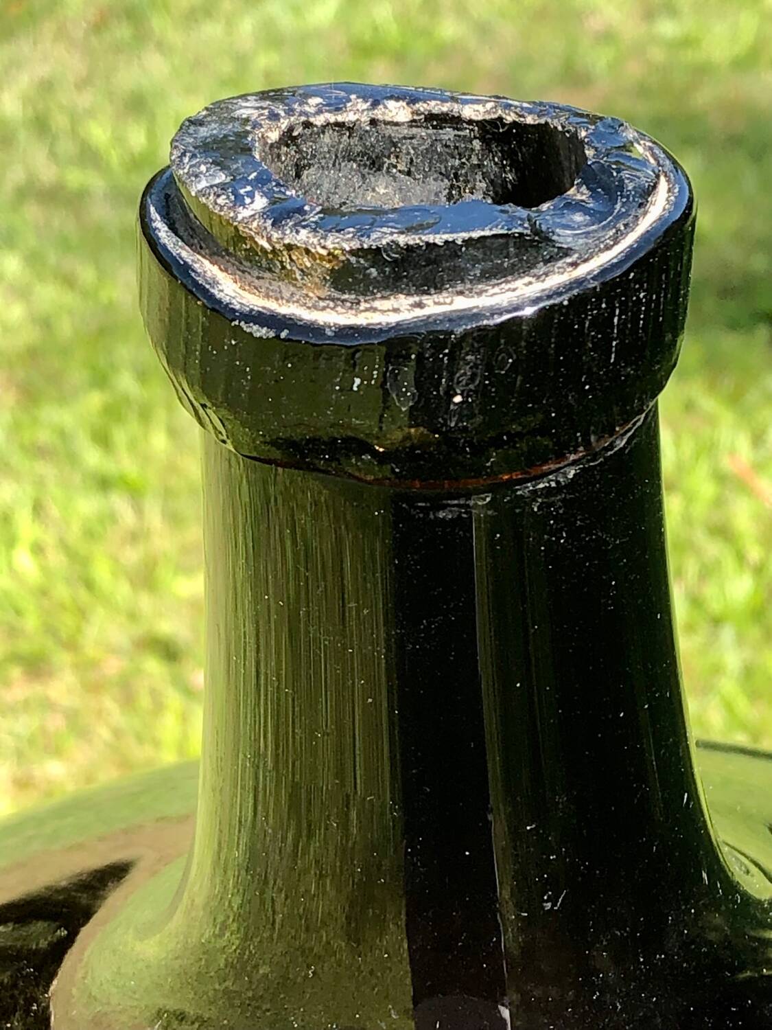 Amber and bubbled Dame Jeanne