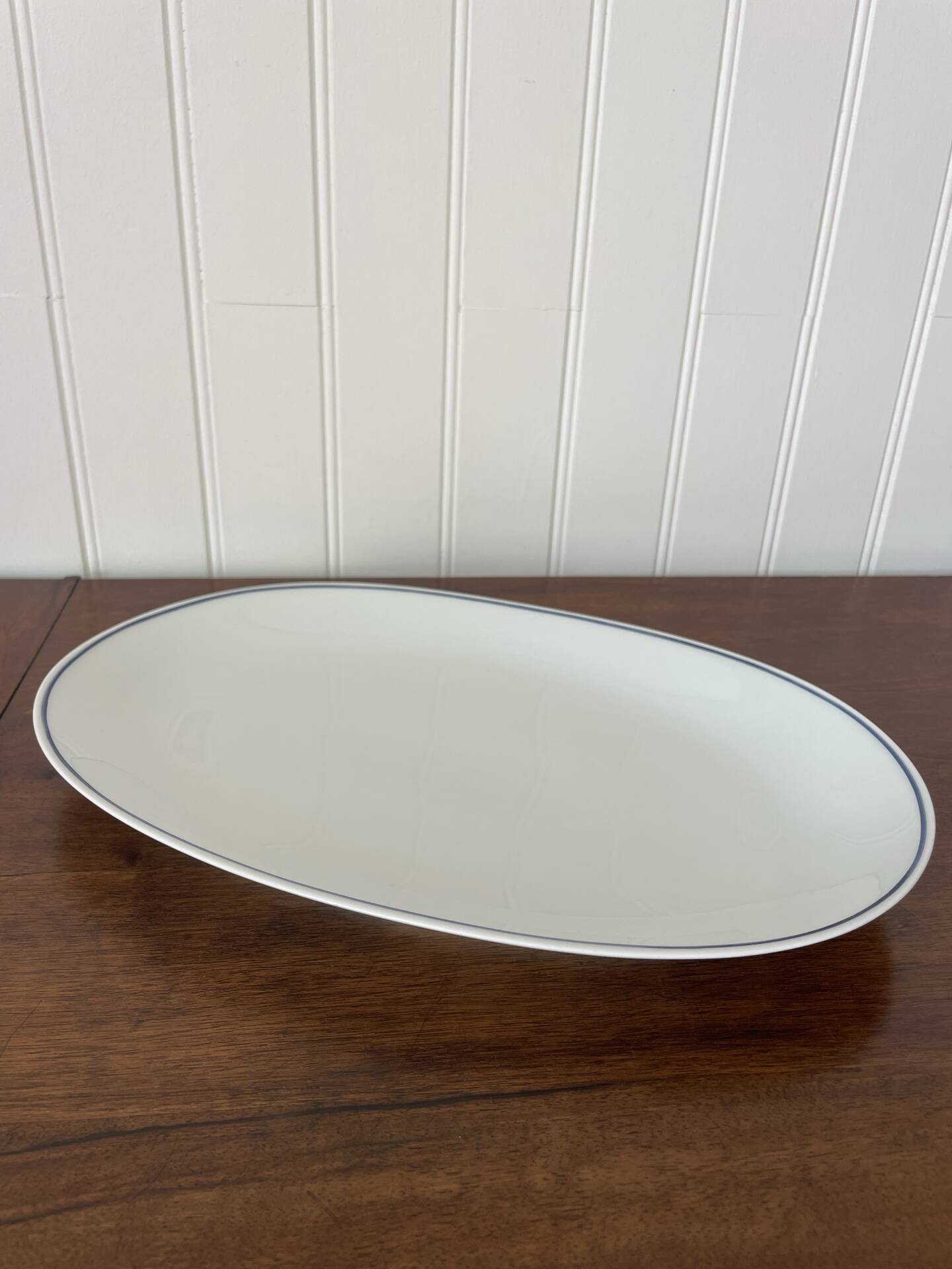 Plat de service ovale  porcelaine de Paris