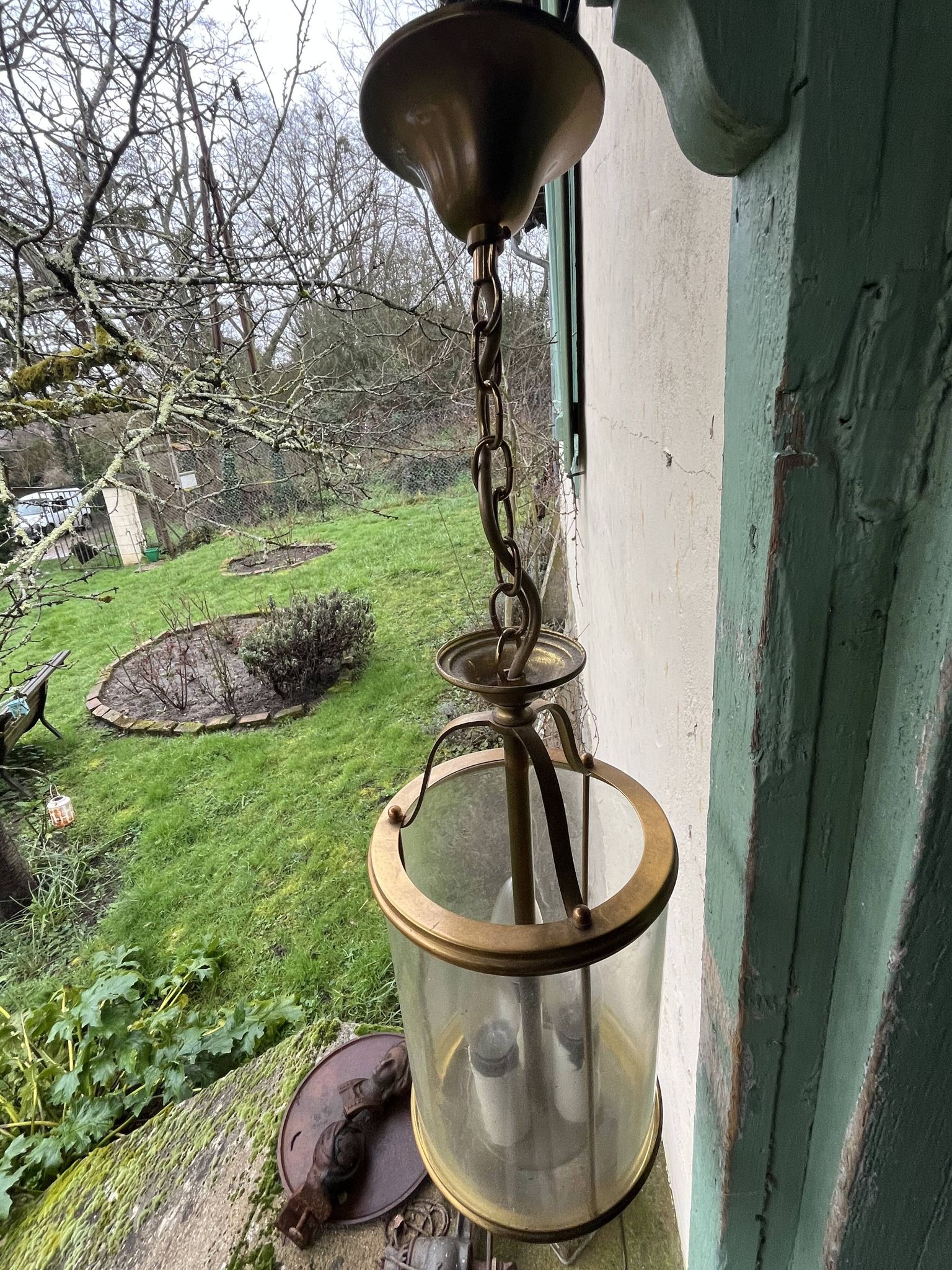Paire de lustre en verre et laiton