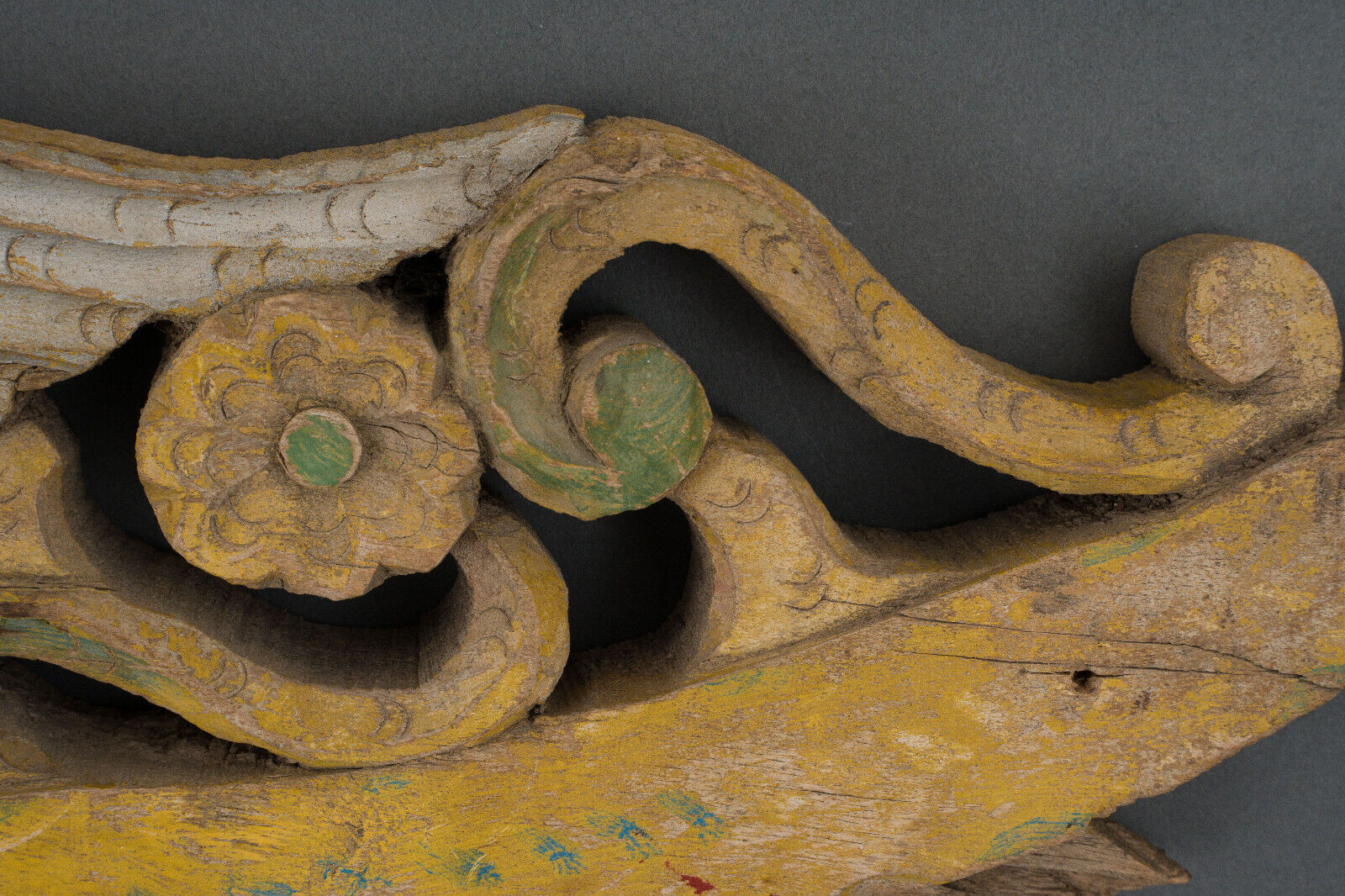 Polychrome carved wooden element decoration of winged animals XXth India